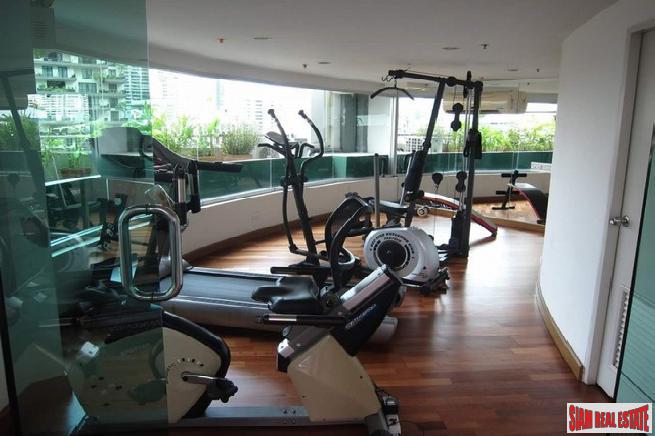 Unique 4 Bed Penthouse Condo with Private Pool and Panoramic Views at Asoke, Bangkok-28