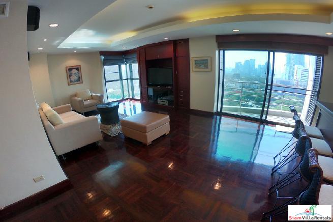 Baan Somthavil | Extra Large Three Bedroom for Rent with Views of Lumpini Park and Royal Bangkok Sport Club in Ratchadamri