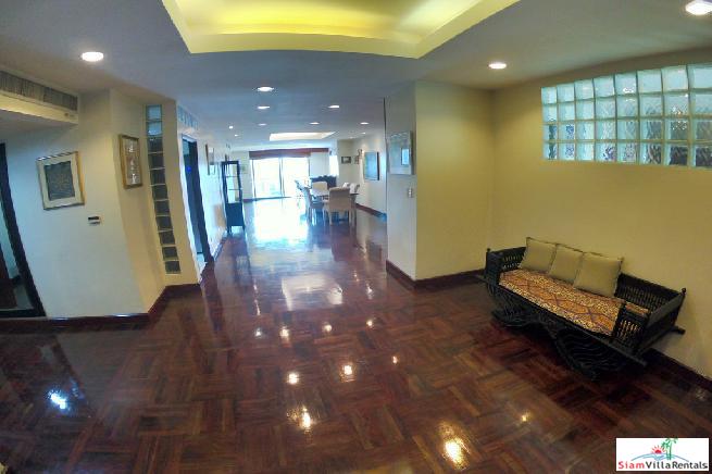 Baan Somthavil | Extra Large Three Bedroom for Rent with Views of Lumpini Park and Royal Bangkok Sport Club in Ratchadamri