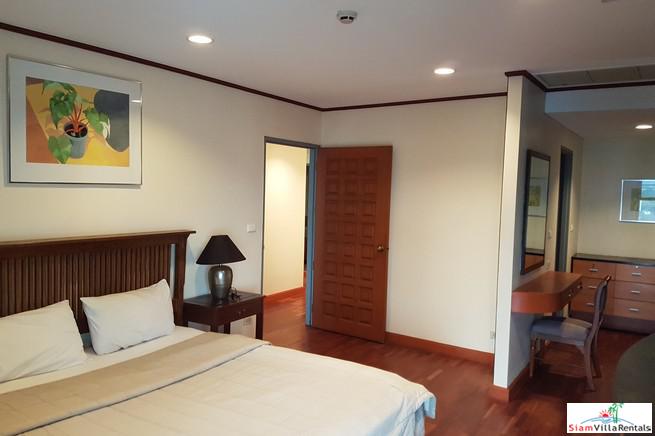 Baan Somthavil | Spacious Two Bedroom with Views of Lumpini Park and Royal Bangkok Sport Club in Ratchadamri-13