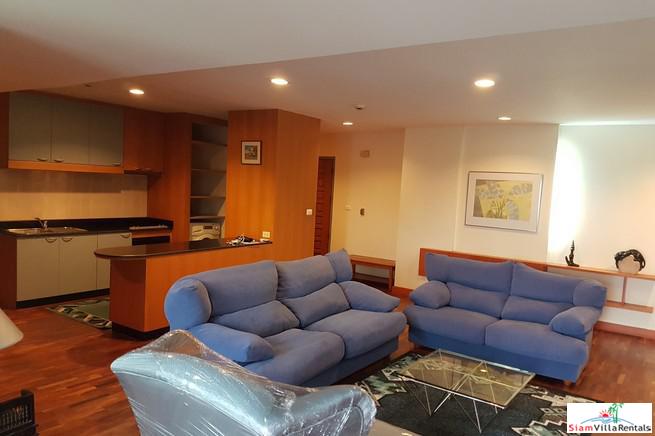 Baan Somthavil | Spacious Two Bedroom with Views of Lumpini Park and Royal Bangkok Sport Club in Ratchadamri-4
