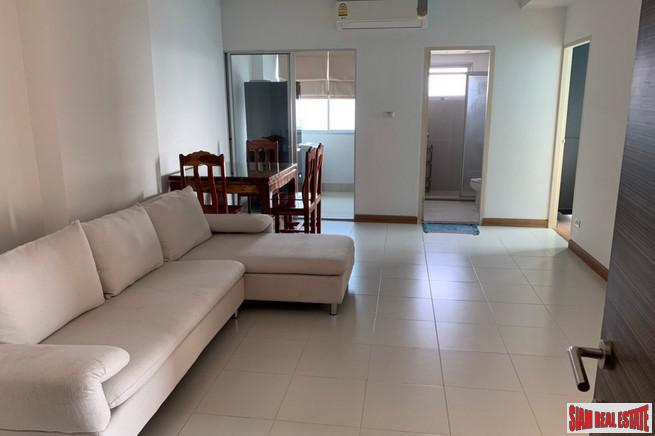 Supalai Park Ratchayothin | Two Bedroom Corner Condo on High Floor in Phahon Yothin-7