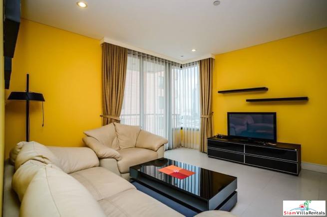 Aguston Sukhumvit 22 | Charming Deluxe Two Bedroom Condo with Extras and Pets Allowed in Phrom Phong-1
