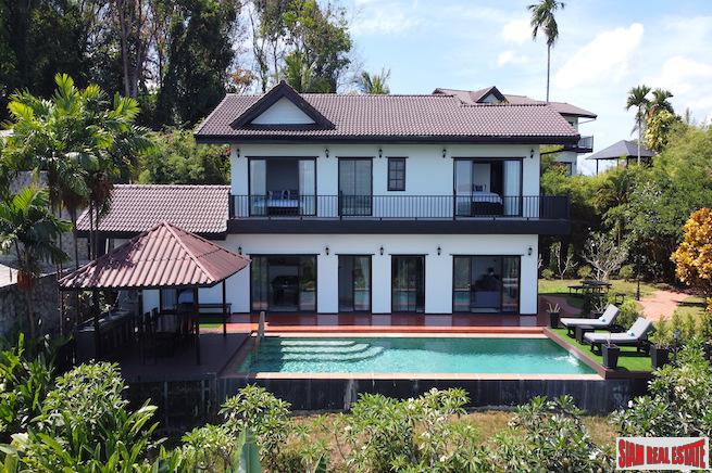 Luxurious Four-Bedroom Sea-View Pool Villa in Prestigious Yamu Estate-1