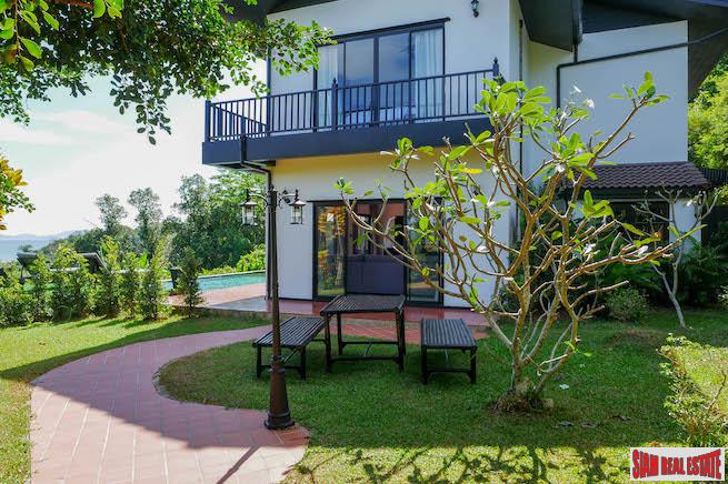 Luxurious Four-Bedroom Sea-View Pool Villa in Prestigious Yamu Estate-19