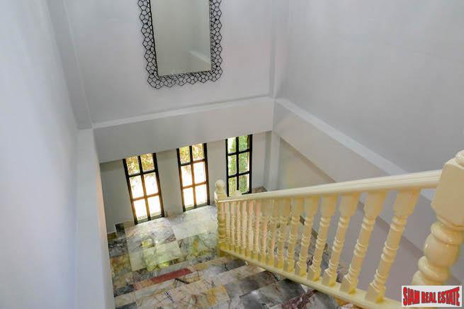 Luxurious Four-Bedroom Sea-View Pool Villa in Prestigious Yamu Estate-20