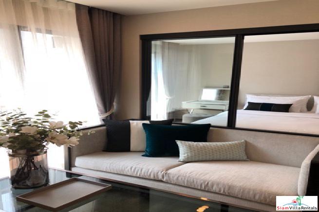 Na Vara Residence | Bright and Sunny One Bedroom Pool View Condo for Rent in Chit Lom-8