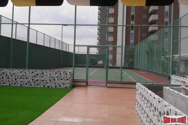 Lake View Condominium | Large Lake View 3 Bed Condo at Nonthaburi-18