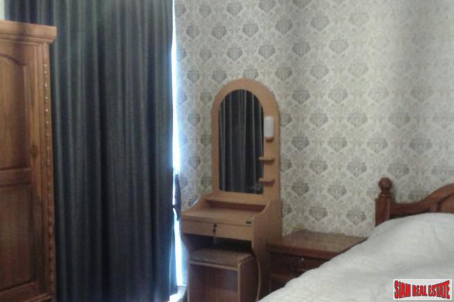 Lake View Condominium | Large Lake View 3 Bed Condo at Nonthaburi-2