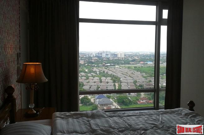 Lake View Condominium | Large Lake View 3 Bed Condo at Nonthaburi-7