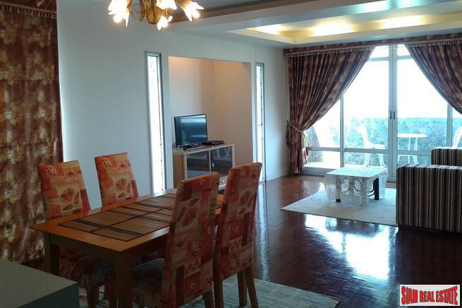 Lake View Condominium | Large 2 Bed Lake View Condo at Nonthaburi-9