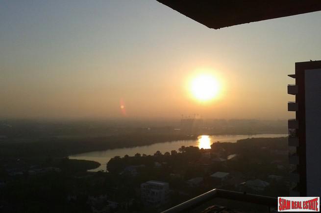 Lake View Condominium | Large 2 Bed Lake View Condo at Nonthaburi-19