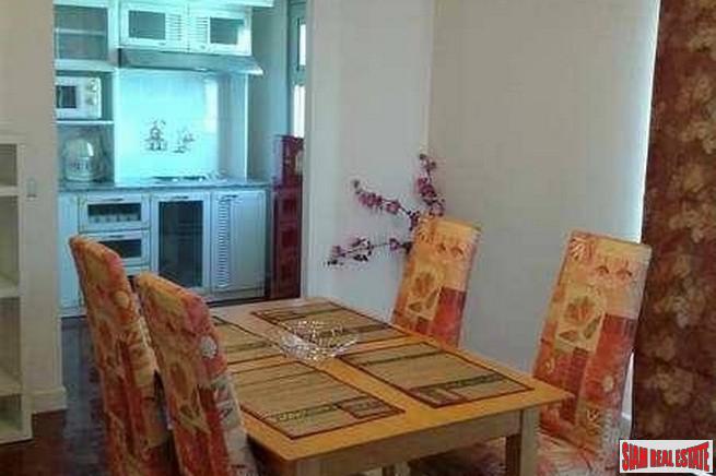 Lake View Condominium | Large 2 Bed Lake View Condo at Nonthaburi-8
