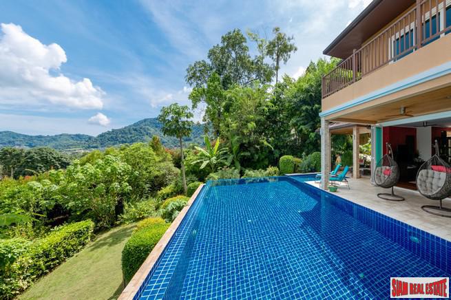 Beautiful and Spacious Hillside Home with Pool Overlooking Loch Palm Golf Course-3