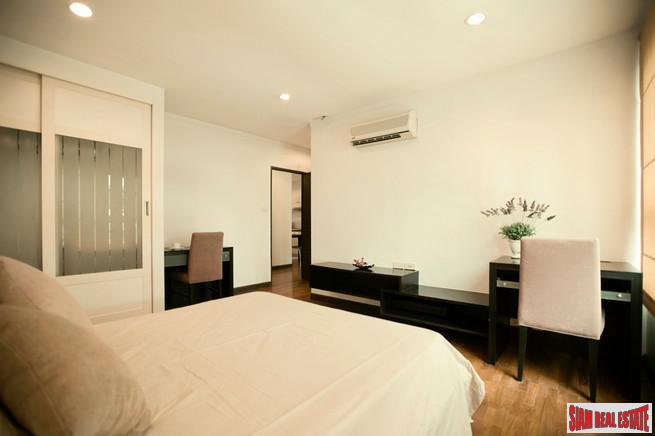 Baan Siri Sukhumvit 13 | Elegant Two Bedroom Condo Located in a Low-Rise Building with City Views Near BTS Nana-3