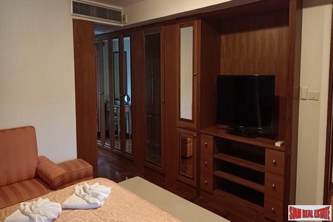 The Sands | Breathtaking Lake Views from this Two Bedroom Condo a Three Minute Walk to Nai Harn Beach-12