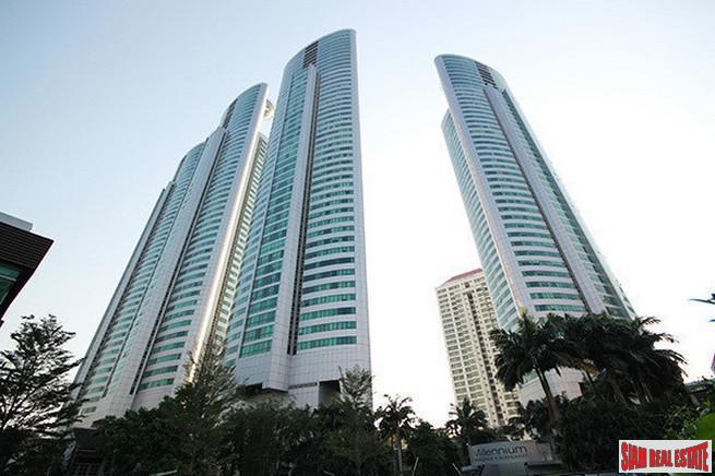Millennium Residence @ Sukhumvit | Amazing Views of Benchakiti Park from this Extra Large Three Bedroom Asok Condo-11