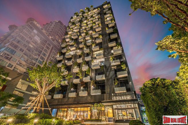 Siamese Exclusive 31 | New Luxury 2 Bed Corner Unit on 17th Floor in Phrom Phong-0