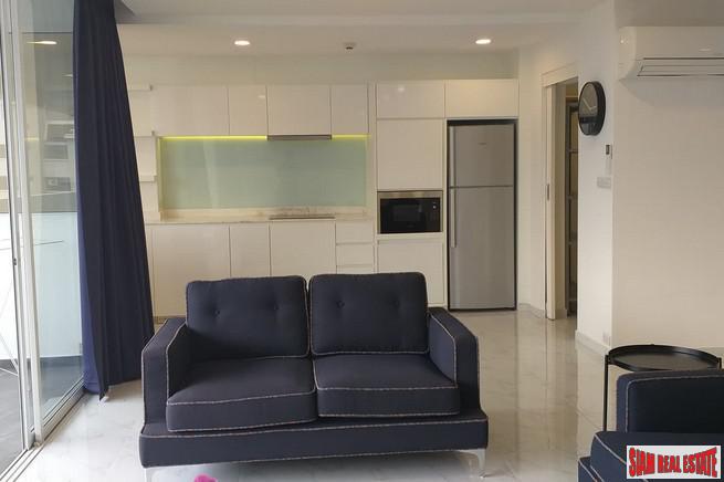 D.S. Tower 2 Sukhumvit 39 | Spacious Two Bedroom Condo with Big Balcony & Extra Storage in Phrom Phong-16