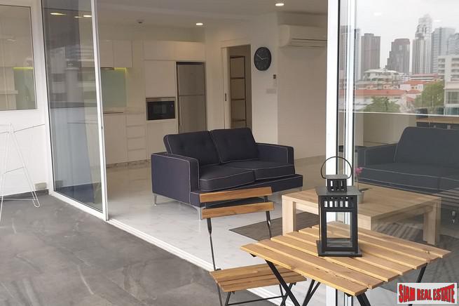 D.S. Tower 2 Sukhumvit 39 | Spacious Two Bedroom Condo with Big Balcony & Extra Storage in Phrom Phong-3