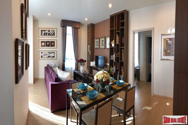 The Capital Ekkamai - Thonglor | New Modern Three Bedroom Condo with Utility Room and Maids Room-2