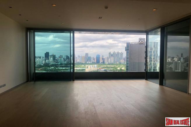 Unparalleled views from this Penthouse Duplex Situated on the 32 & 33 Floor in Silom-15