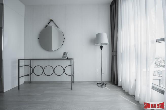 Life 48 | Bright and Cheerful Two Bedroom Phra Khanong Condo with Amazing City Views-17
