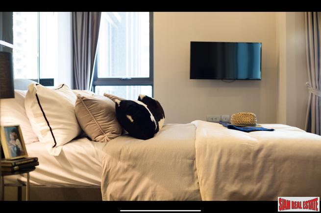 Exclusive Private Living in this New Ratchathewi Condominium - Two Bedrooms-16