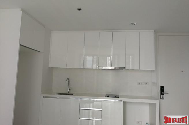 New Two Bedroom Condos for Sale with Exceptional Chao Phraya River Views in Chong Nonsi-11