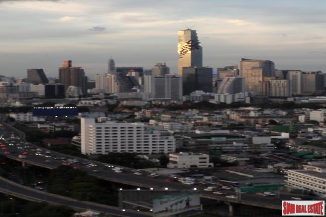 Supalai Lite Sathorn-Charoenrat | Two Bed Penthouse Condo for Sale-19