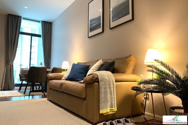 Diplomat 39 | Classic One Bedroom Condo with Pool View just a One Minute Walk from BTS Phrom Phong-9
