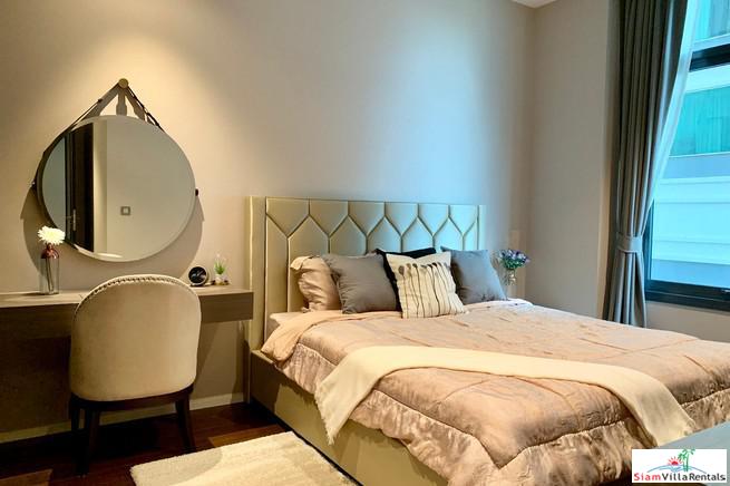Diplomat 39 | Classic One Bedroom Condo with Pool View just a One Minute Walk from BTS Phrom Phong-19