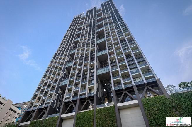 The Met | Superb Three Bedroom Condo with River Views For Rent in Sathorn-0
