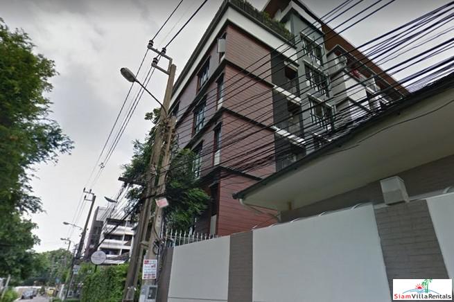 Large Furnished Three Bedroom Condo for Rent in Ekkamai-26