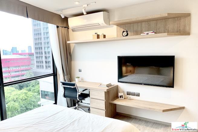 RHYTHM Ekkamai | Large Modern Two Bedroom Corner for Rent in New Condo-20