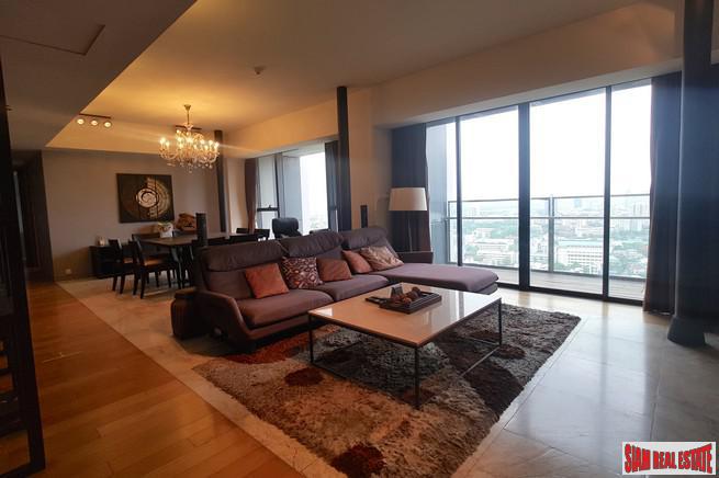 The Met | Elegant Three Bedroom Condo with Sweeping Panoramic Views in Chong Nonsi-14
