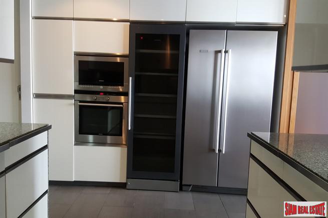 The Met | Elegant Three Bedroom Condo with Sweeping Panoramic Views in Chong Nonsi-1