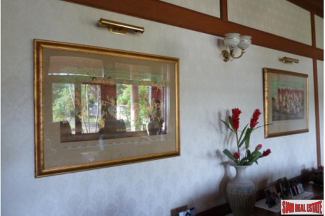 Beautiful Two Storey, Six Bedroom Modern Thai-Style House on 3 Rai of Land Near Don Muang Airport-17
