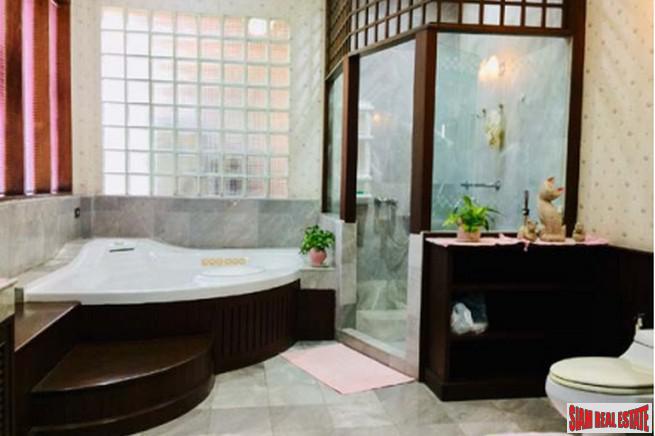Beautiful Two Storey, Six Bedroom Modern Thai-Style House on 3 Rai of Land Near Don Muang Airport-21