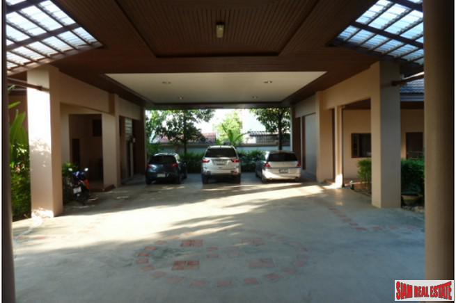Beautiful Two Storey, Six Bedroom Modern Thai-Style House on 3 Rai of Land Near Don Muang Airport-4