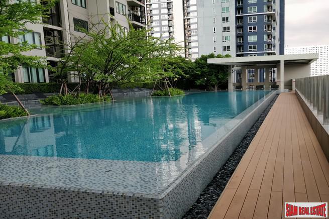 Blocs 77 | One Bed on High Floor with Serene Green, Canal and City Views at Sukhumvit 77, Onnut-11