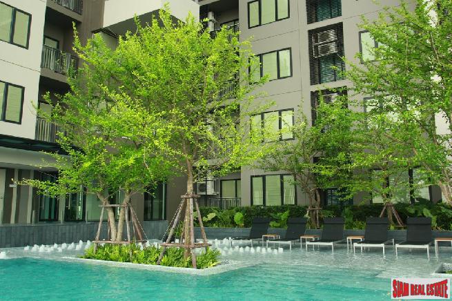 Blocs 77 | One Bed on High Floor with Serene Green, Canal and City Views at Sukhumvit 77, Onnut-16