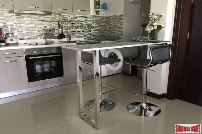 Newly Renovated Large One Bedroom Condo for Sale Five Minutes to Laguna Beach-13