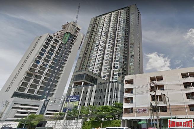 RHYTHM Asoke | Outstanding City 27th Floor Views from this One Bedroom Condo-0
