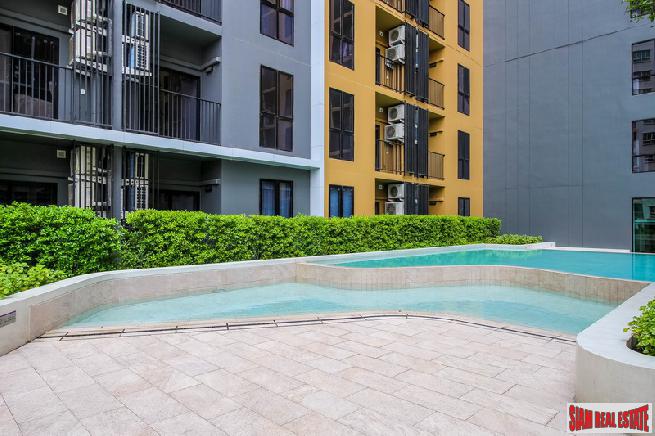 Newly Completed Ready to Move In Condos at Pinklao Station, Bang Phlat with Guaranteed Rental Returns!-22