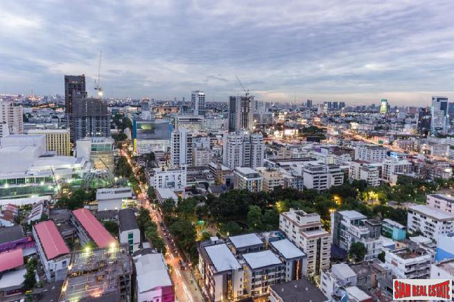 Just Completed Luxury High-Rise Condo with 360 Roof Pool at Victory Monument, Phaya Thai - Studio Units-27