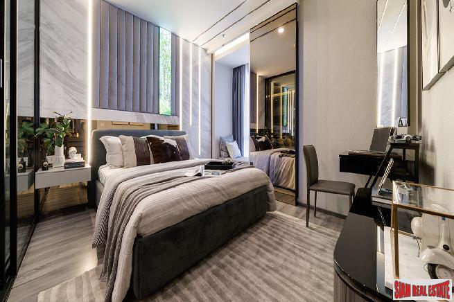 Just Completed Luxury High-Rise Condo with 360 Roof Pool at Victory Monument, Phaya Thai - Two Bed Units-4