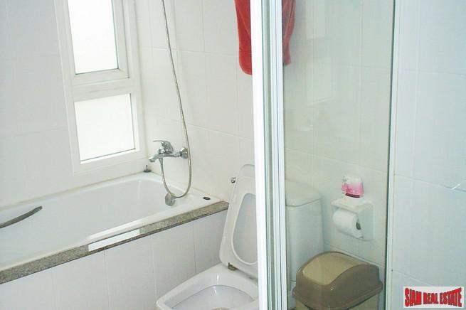 Baan Siri Sukhumvit 13 | Extra Spacious Three Bedroom Condo in Secure Nana Low Rise-8