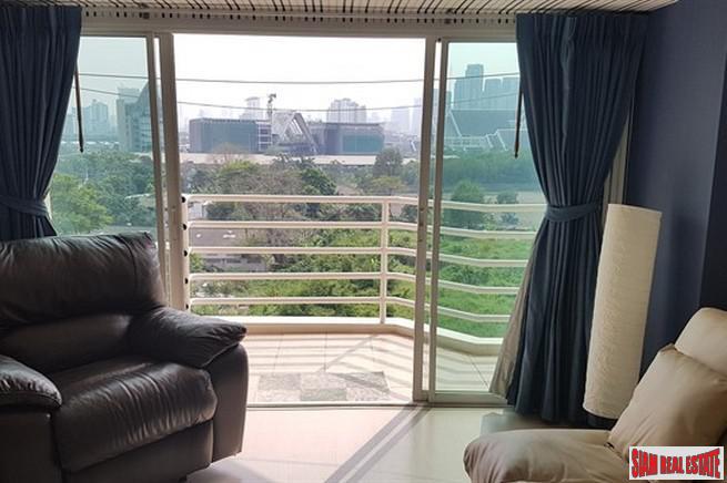City Living Ratchada | Bright and Colorful Two Bedroom for Sale a Short Distance to MRT Huai Khwang-1