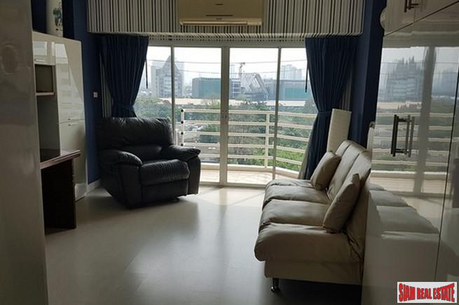 City Living Ratchada | Bright and Colorful Two Bedroom for Sale a Short Distance to MRT Huai Khwang-5